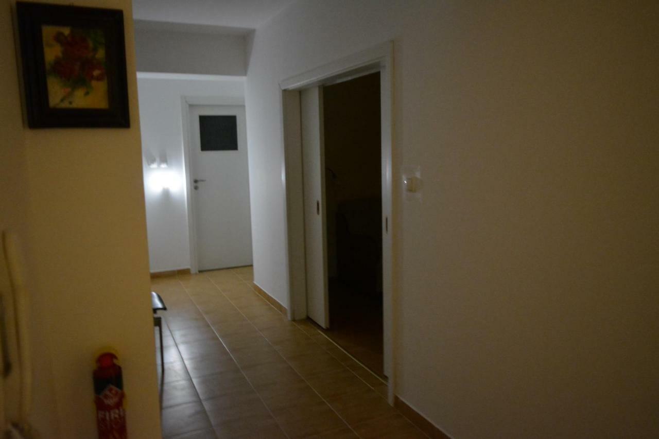 M@D Apartment Timisoara Ngoại thất bức ảnh