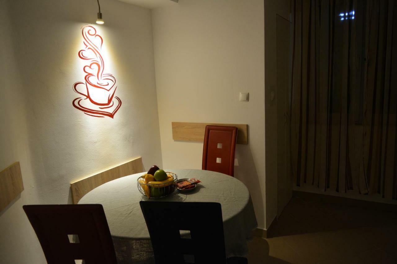 M@D Apartment Timisoara Ngoại thất bức ảnh