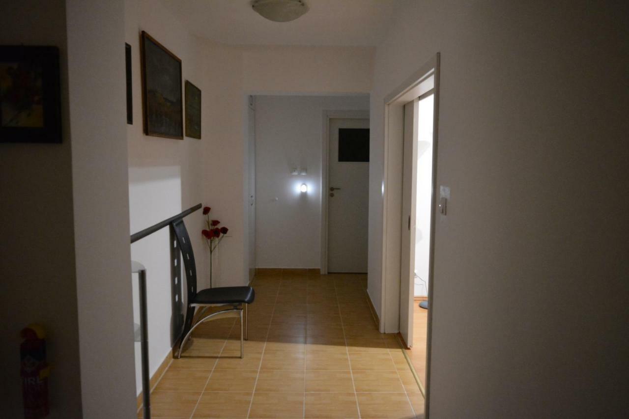 M@D Apartment Timisoara Ngoại thất bức ảnh